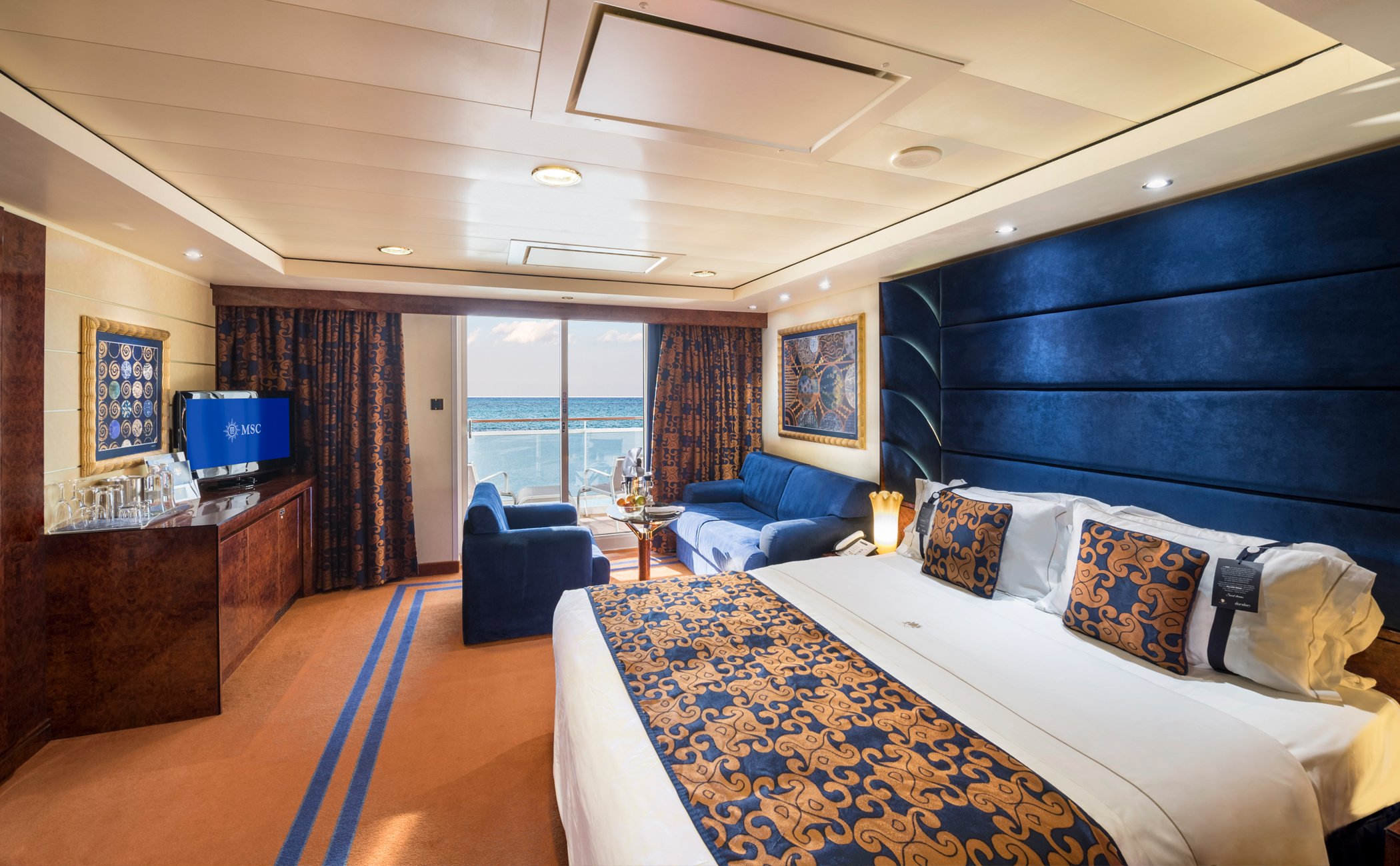 MSC Splendida Cabin: Deluxe Suite 03